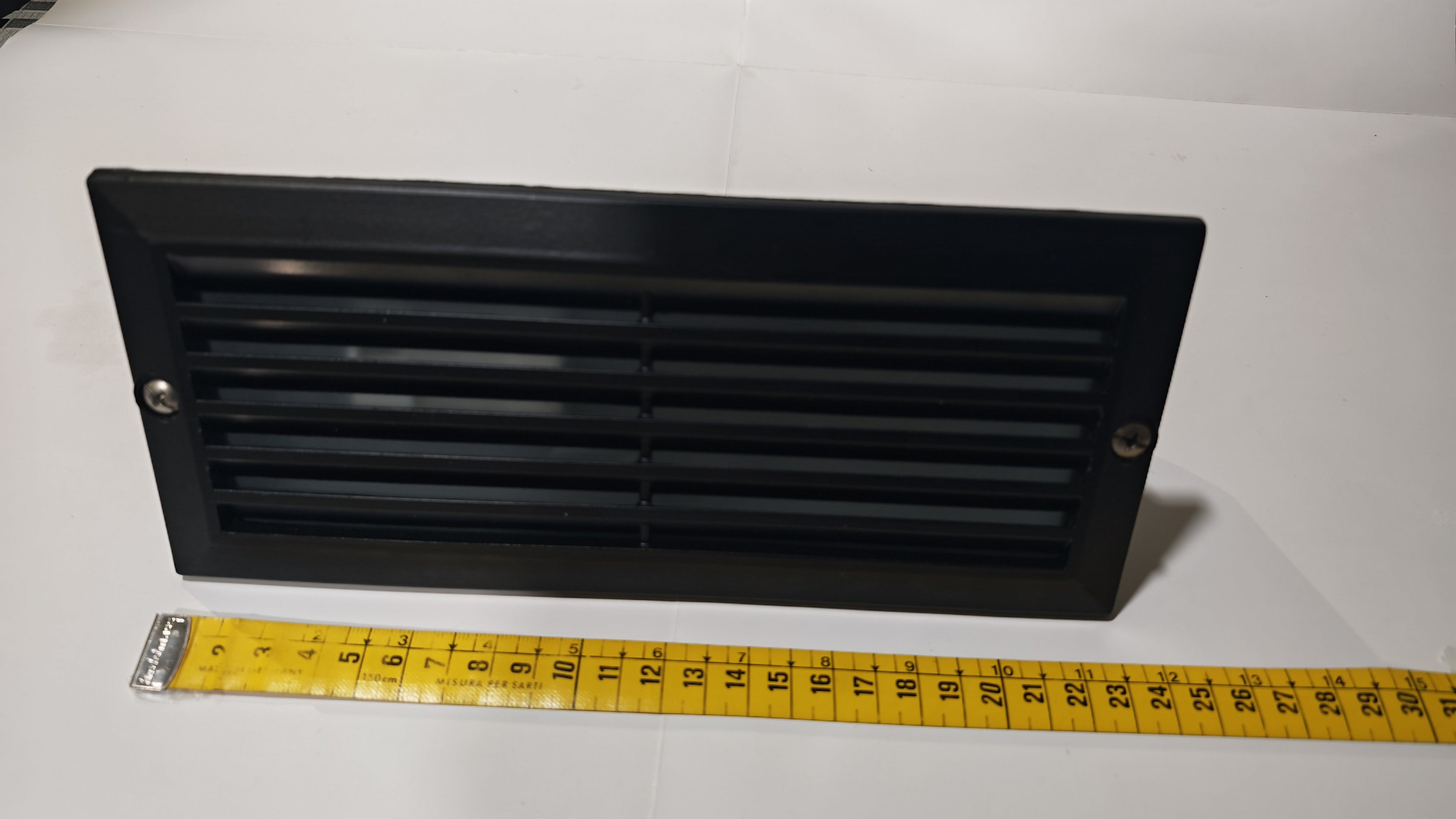 Aplique Empotrable de Exterior Simon BD-7 Negro | Diseño con Lamas – IP44