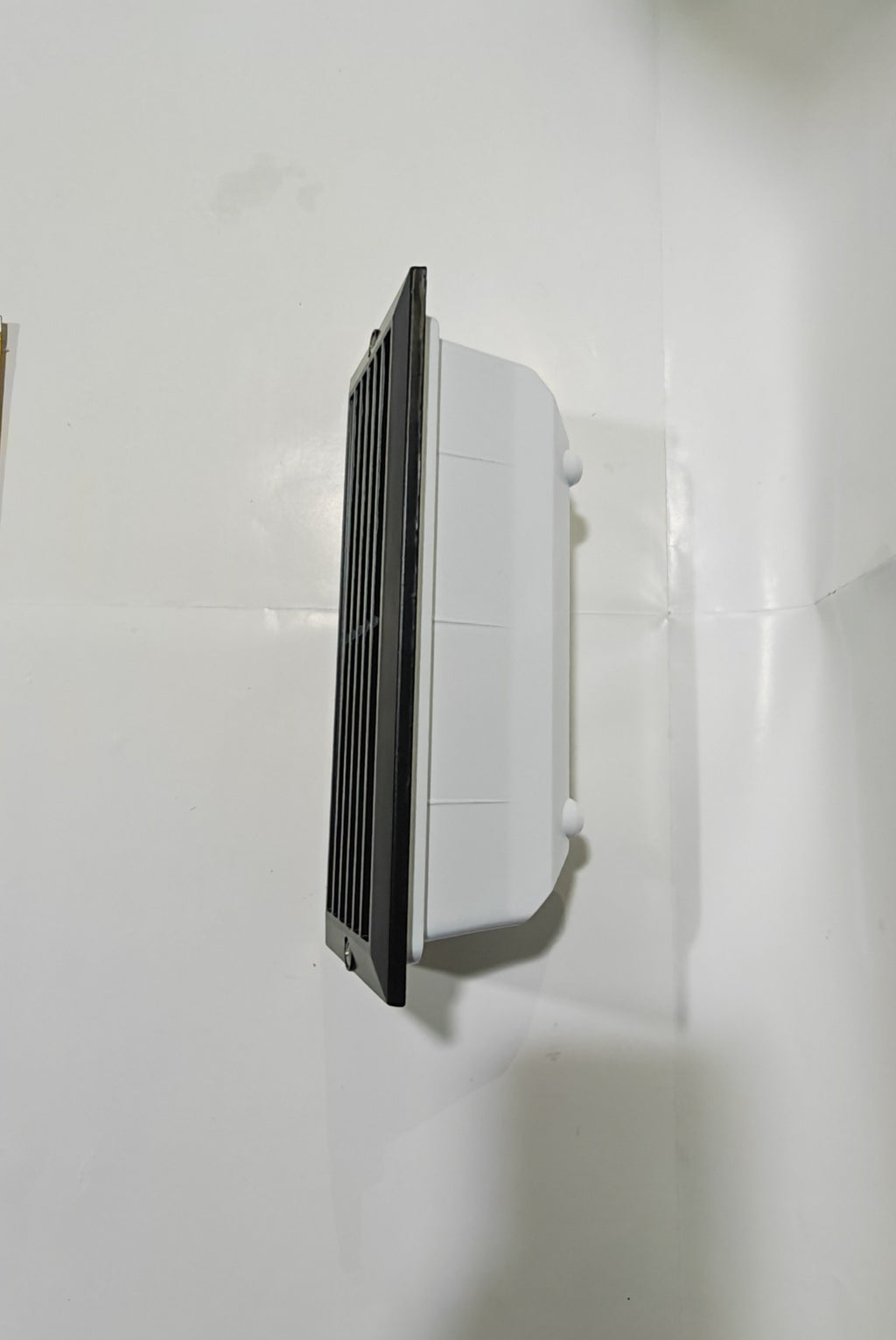 Aplique Empotrable de Exterior Simon BD-7 Negro | Diseño con Lamas – IP44