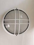 Plafón de Exterior Simon BD-9 Blanco | Diseño Circular con Rejilla – IP54