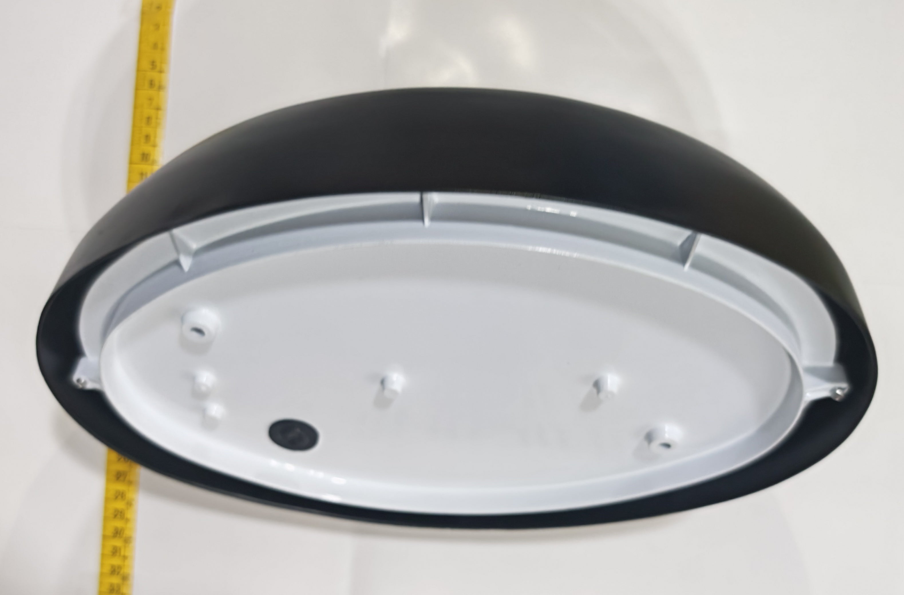 Aplique de Exterior Simon BD-9 Negro | Diseño Ovalado Estanco – IP54