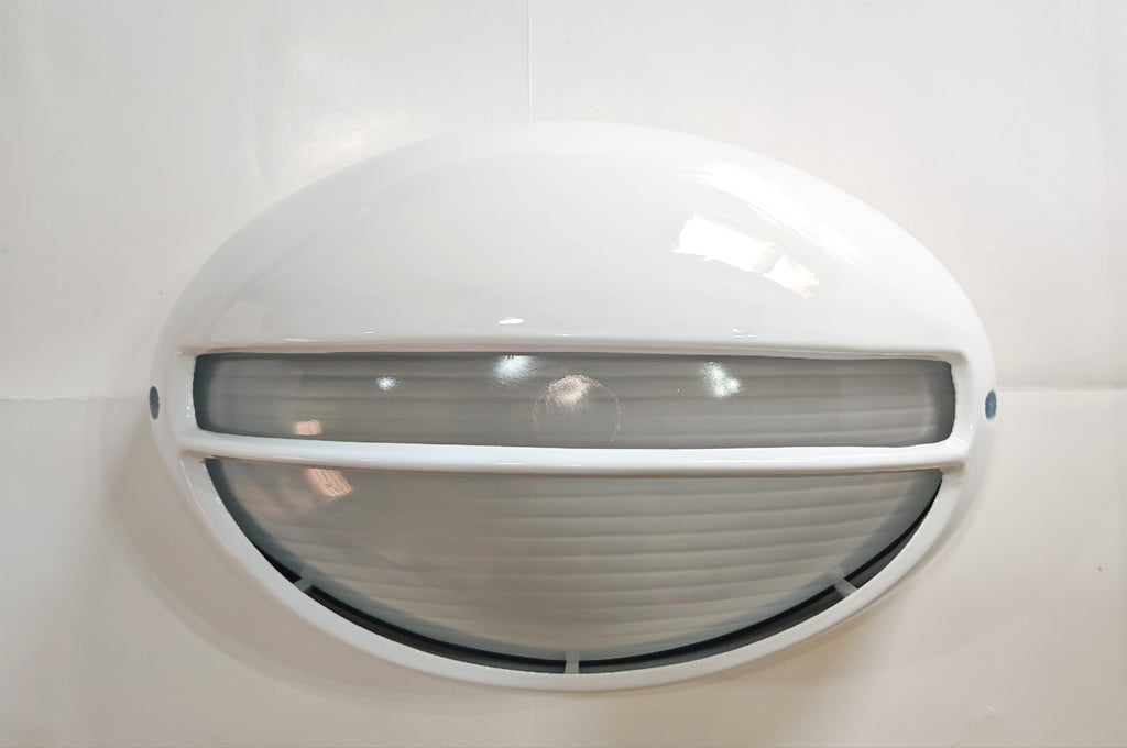 Aplique de Exterior Simon BD-9 Blanco | Diseño Ovalado con Visera y Rejilla – IP54